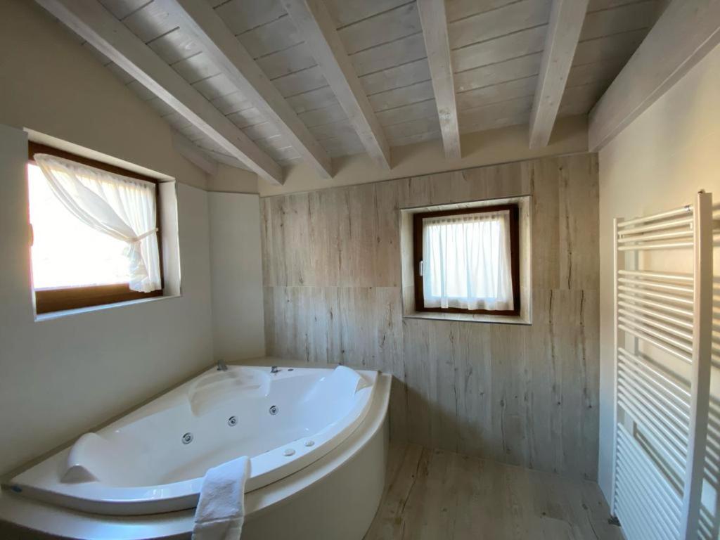 Picos De Europa Suites And Rooms Turieno Exterior foto